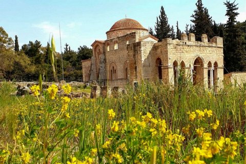 Монастырь Дафни — сокровище византийского искусства в Афинах