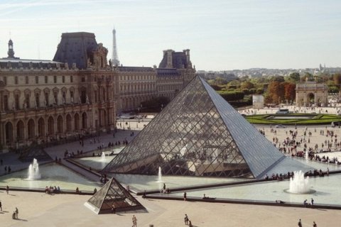 Дерзкое ограбление в Лувре: как за 7 минут исчезли драгоценности Наполеона и императрицы Евгении