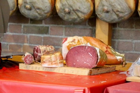 Музей Прошутто ди Парма. Путешествие в мир легендарной ветчины