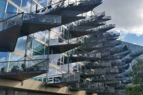 V House в Копенгагене: дом, который играет с формой и светом