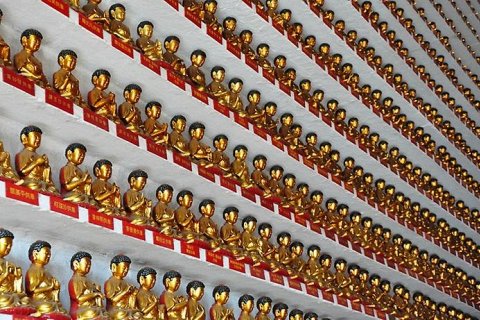 Храм 10 тысяч Будд в Гонконге