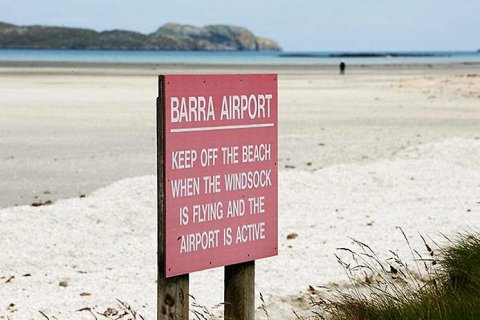 Барра. Единственный в мире аэропорт на пляже
