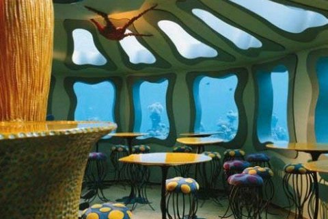 Подводный ресторан в Красном море