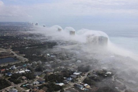 Удивительное волновое облако на побережье Флориды