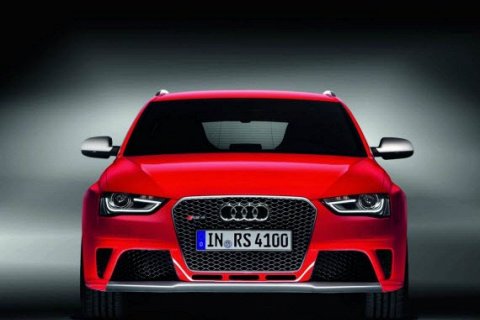 Новая модель Audi RS4 Avant