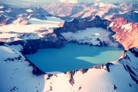 Вулкан Катмай на Аляске