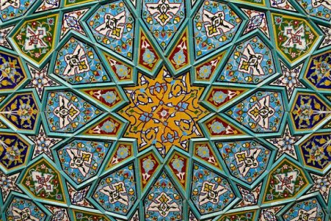 Гипнотизирующая иранская мозаика