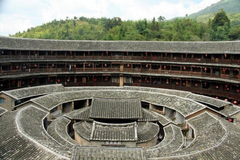 Фуцзянь Тулоу: Древние глиняные замки Китая
