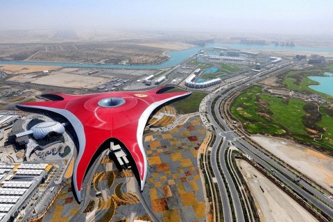 Тематический парк "Мир Феррари в Абу Даби"