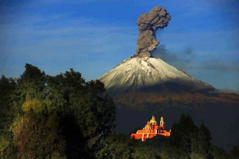 Попокатепетль - знаменитый мексиканский вулкан