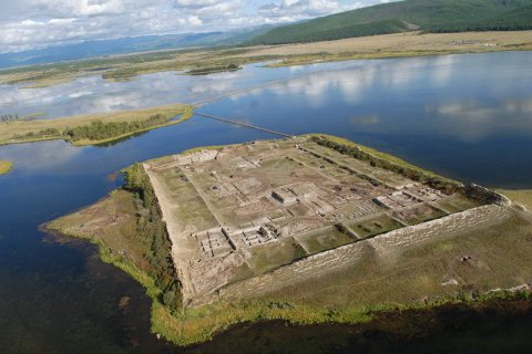 Крепость Пор-Бажын в Сибири
