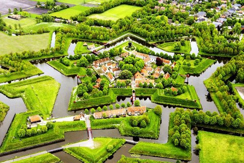 10 самых красивых городов Нидерландов