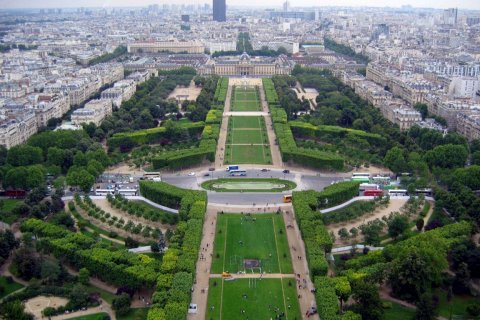Сад Тюильри - одно из самых старинных мест Парижа