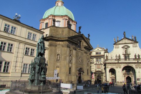 Площадь Крестоносцев в Праге