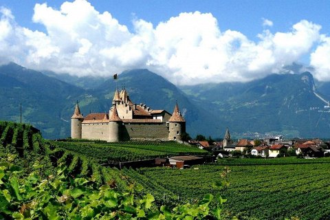 Самые красивые замки Швейцарии