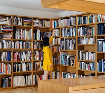 Квартира для книголюба от Aurora Arquitectos