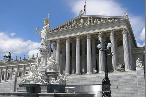 Здание австрийского парламента в Вене