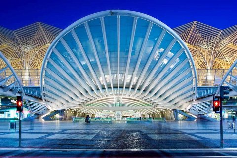 Вокзал Ориенте в Лиссабоне - шедевр Сантьяго Калатравы