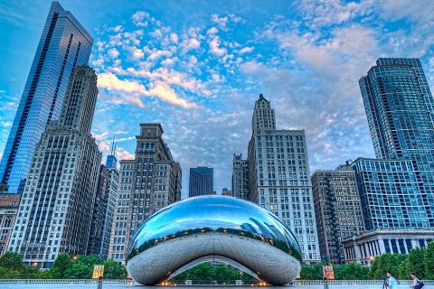 Облачные Ворота Клауд-Гейт в Чикаго
