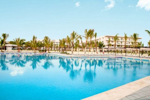 Новый курорт RIU Republica в Пунта Кана