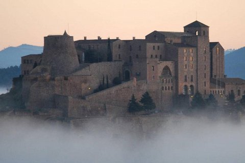 Замок Кардона в Каталонии