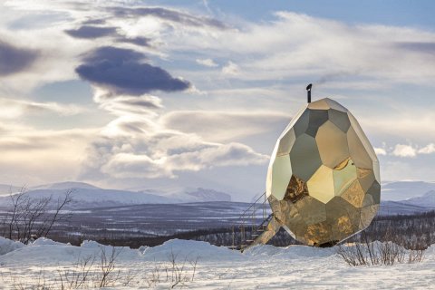 Солнечное Яйцо - сауна в Арктической Тундре