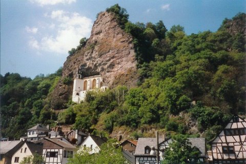 Фельзенкирхе - церковь в скале