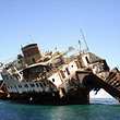 Брошенные грузовые суда как последнее пристанище моряков