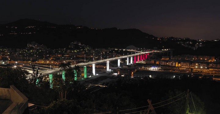 Рухнувший в Генуе мост снова открыт для движения