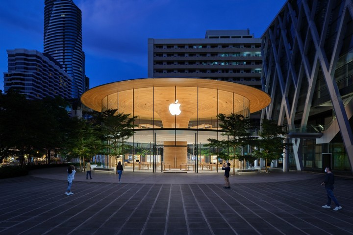 Оригинальный дизайн магазина Apple в Бангкоке