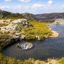 Ковао-ду-Кончос: загадочное «озеро с дырой» в Португалии