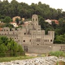Замок Сан-Жоан-лес-Фонтс в Каталонии