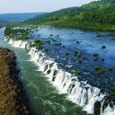 Мокона: 3-километровый водопад вдоль реки