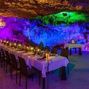 Подземный пещерный ресторан Alux