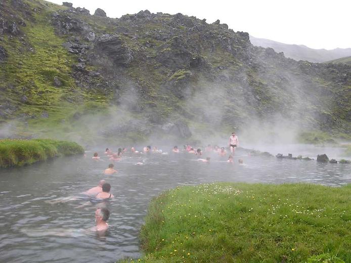 горячие источники в Исландии