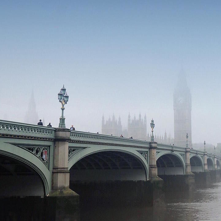 туманный осенний лондон