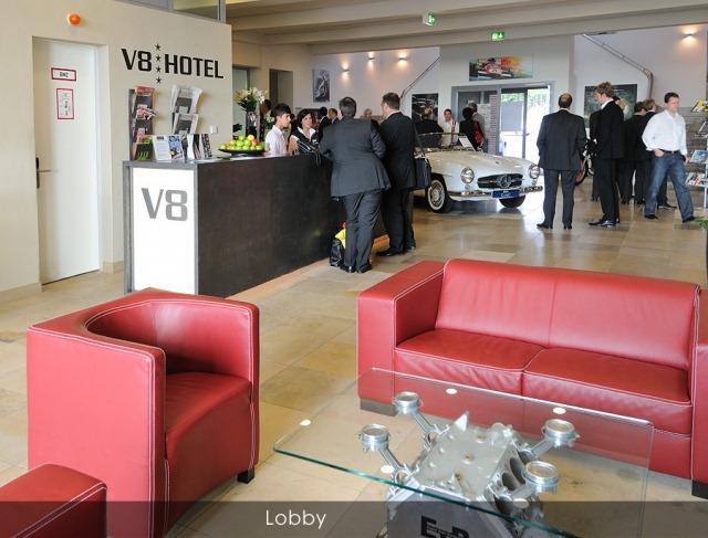 отель V8 в Штутгарте