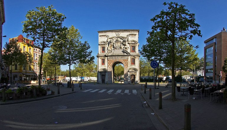 водные ворота в Антверпене