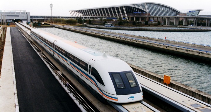 быстрые поезда современности