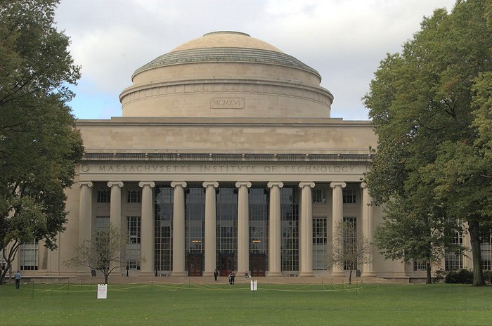 университет MIT