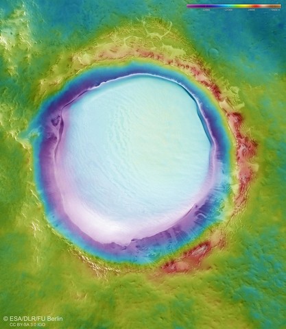 ледяной кратер на Марсе
