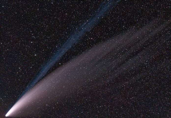 изображение кометы