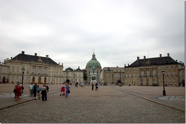 Shack and Levetzau Palace's at Amalienborg Palace