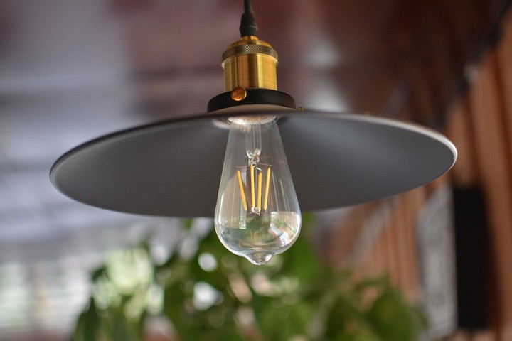 Накладные или подвесные светильники – что выбрать: Mobilicasa поможет .