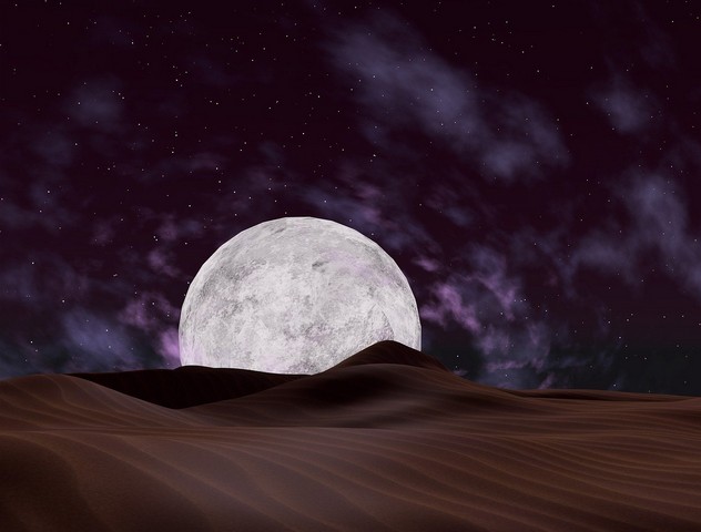 луна над пустыней