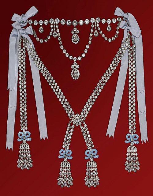 ожерелье королевы