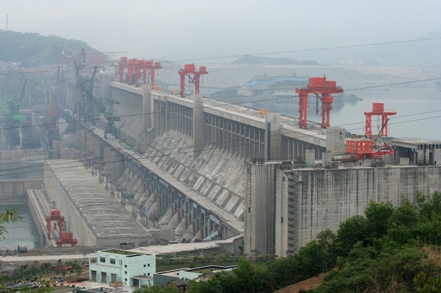 самая большая ГЭС в мире