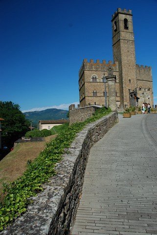 замок в италии