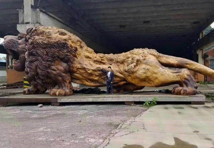 скульптура из дерева