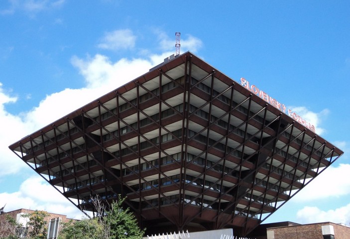 необычное строение